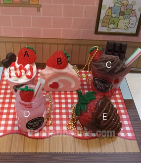 Gashapon Strawberry Keychain Set (In Stock) Art Model Collectible Goods