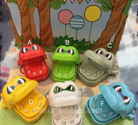 Crocodile Fun Game Keychain Set 6 Pieces (In-stock) Ceramic Sculpture