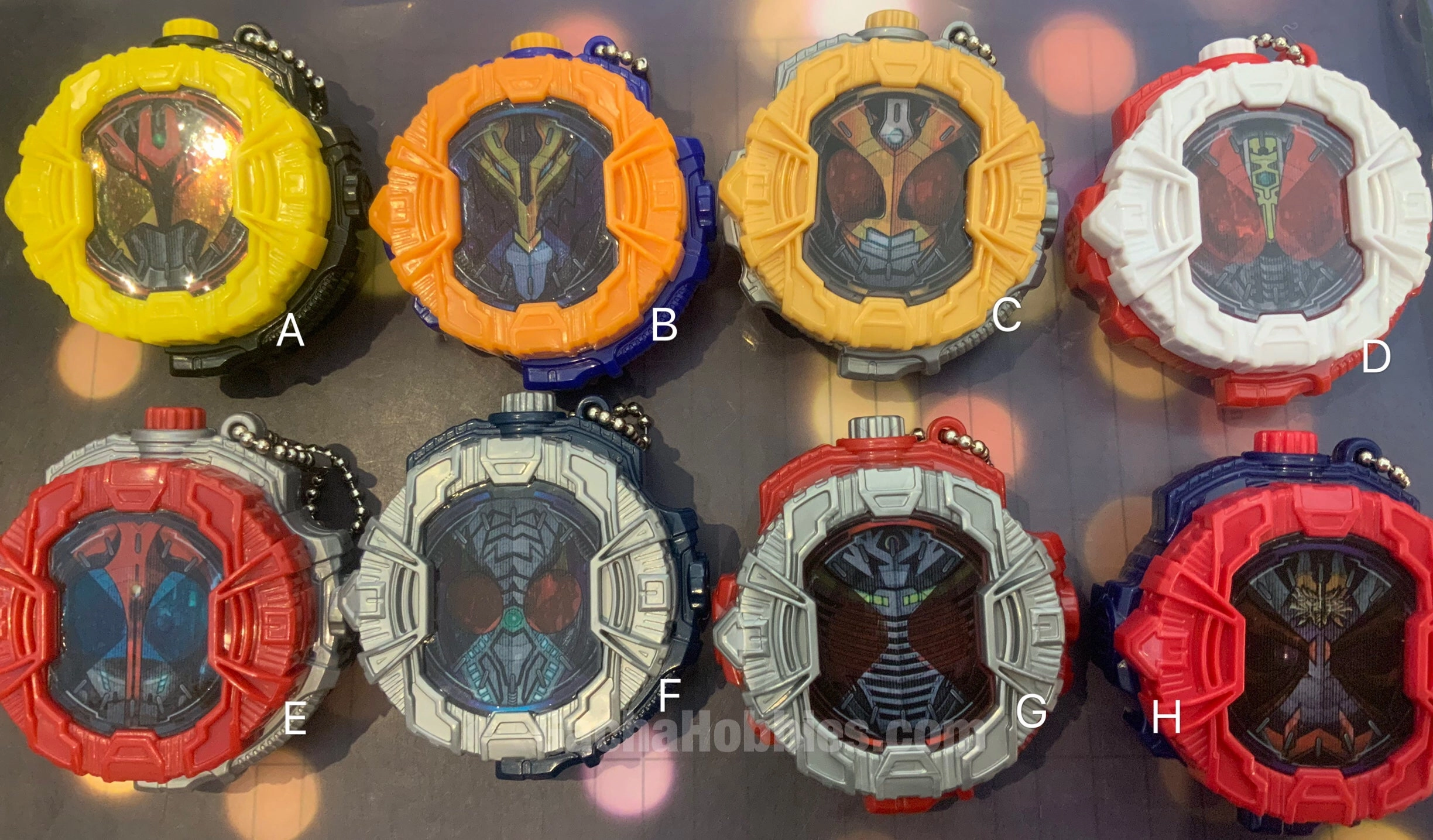 Kamen Rider Watch Keychain 8 Pieces Set (In-stock) Diorama Accent
