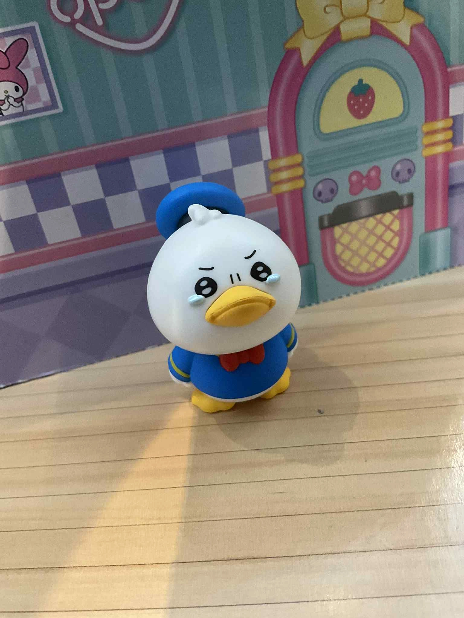 Disney Characters Cry Baby Small Figure 4 Pieces Set (In-stock) PVC Statue Award Trophy