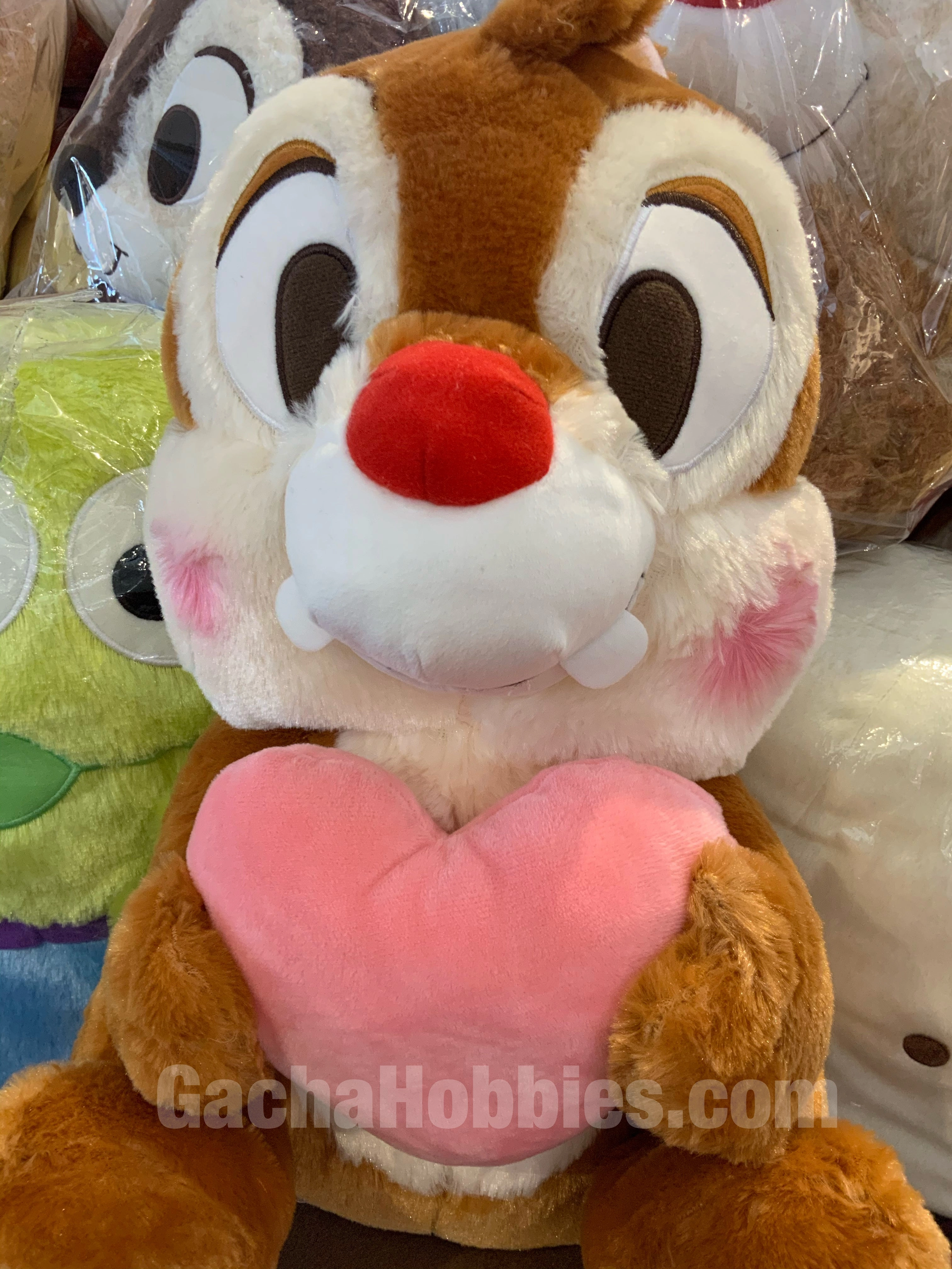 Disney Chip 'n' Dale Furry Dale Hugs Heart Plush (In-stock) Artistic Process