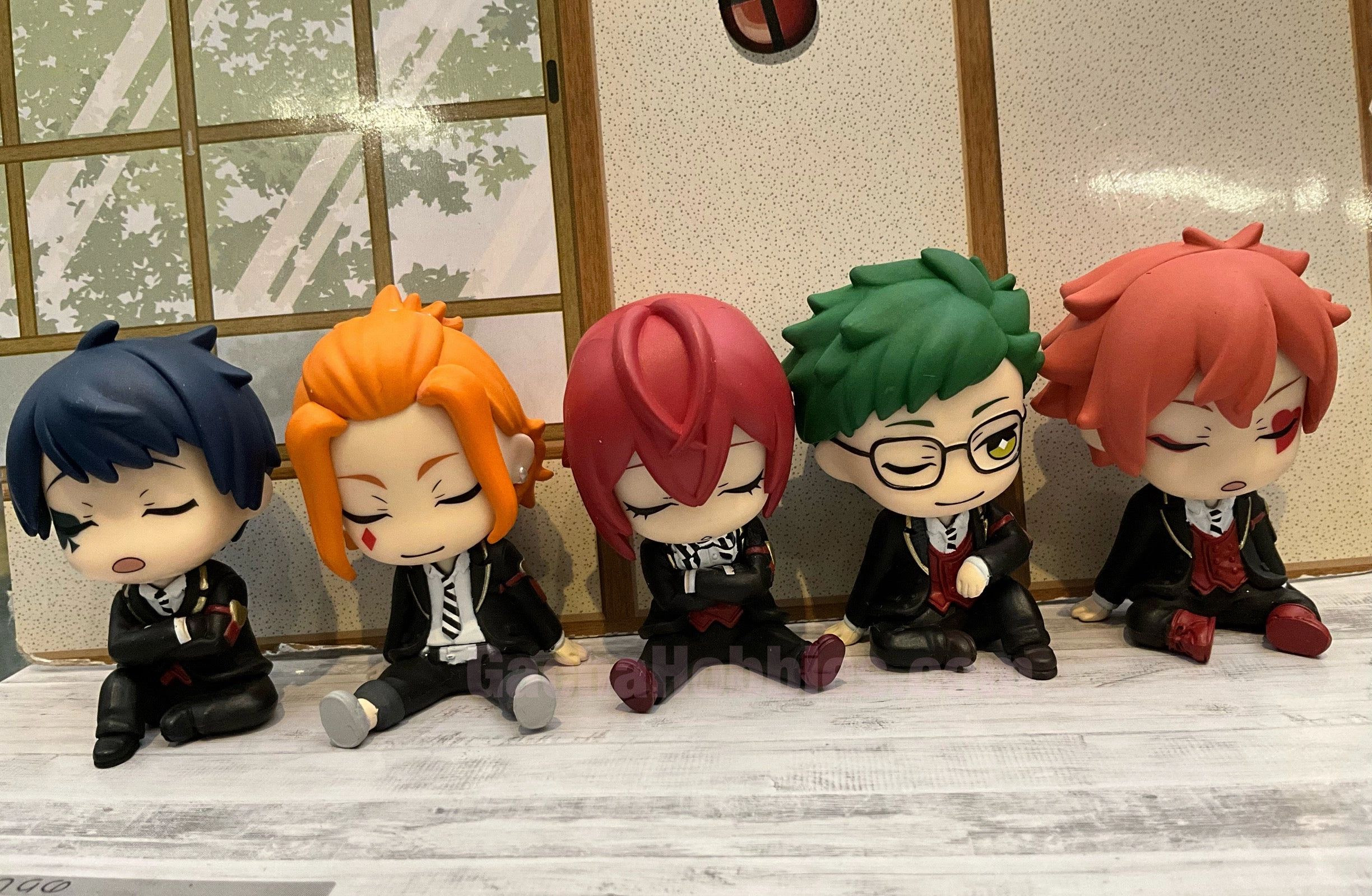 Disney Twisted Wonderland Character Sleeping on Shoulder Figure 5 Pieces Set (In-stock) Anime Product Retail Package