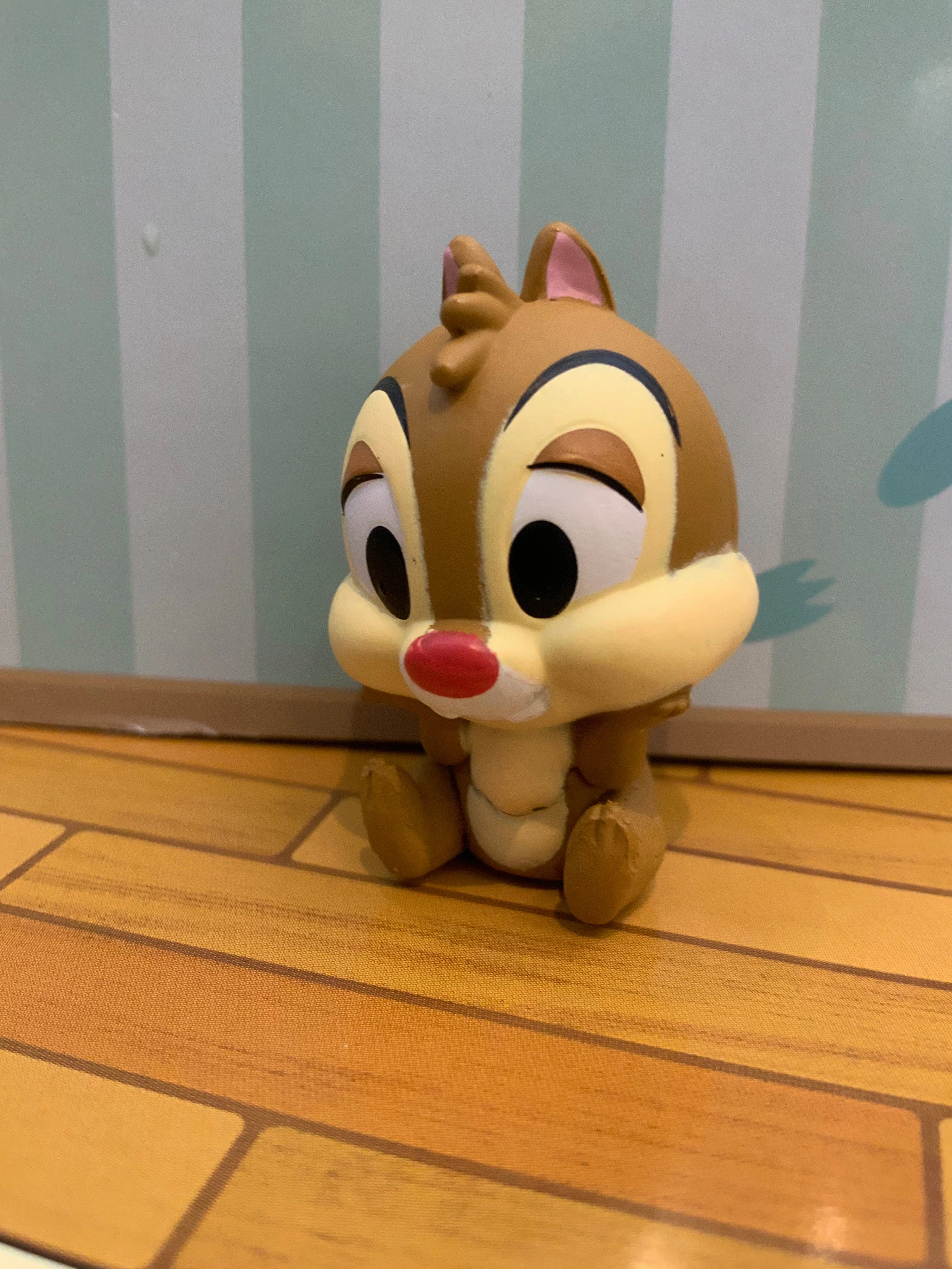 Disney Characters Cheek Supporting Mini Figures 5 Pieces Set (In-stock) Living room Stone Statue