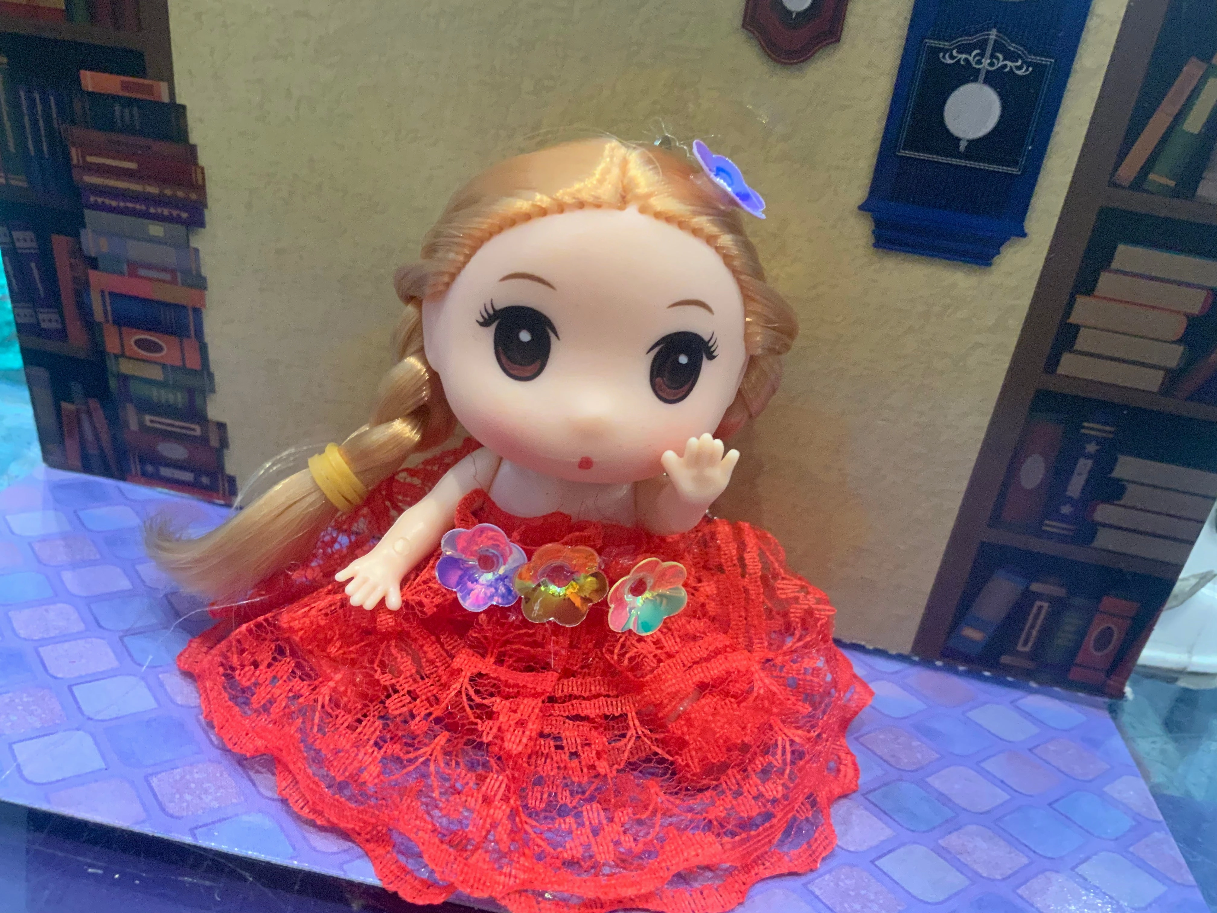 Feminine Little Doll Keychain 6 Pieces Set (In-stock) PVC Art