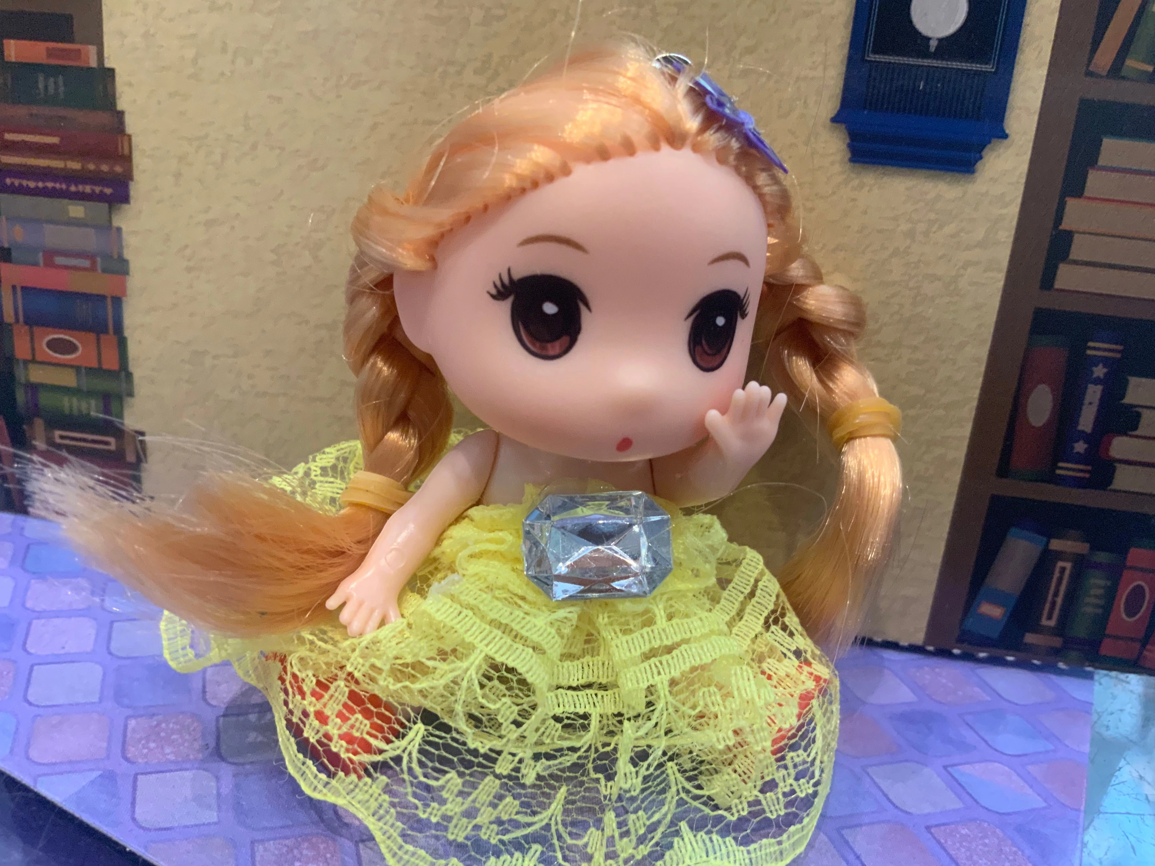 Feminine Little Doll Keychain 6 Pieces Set (In-stock) Porcelain Doll