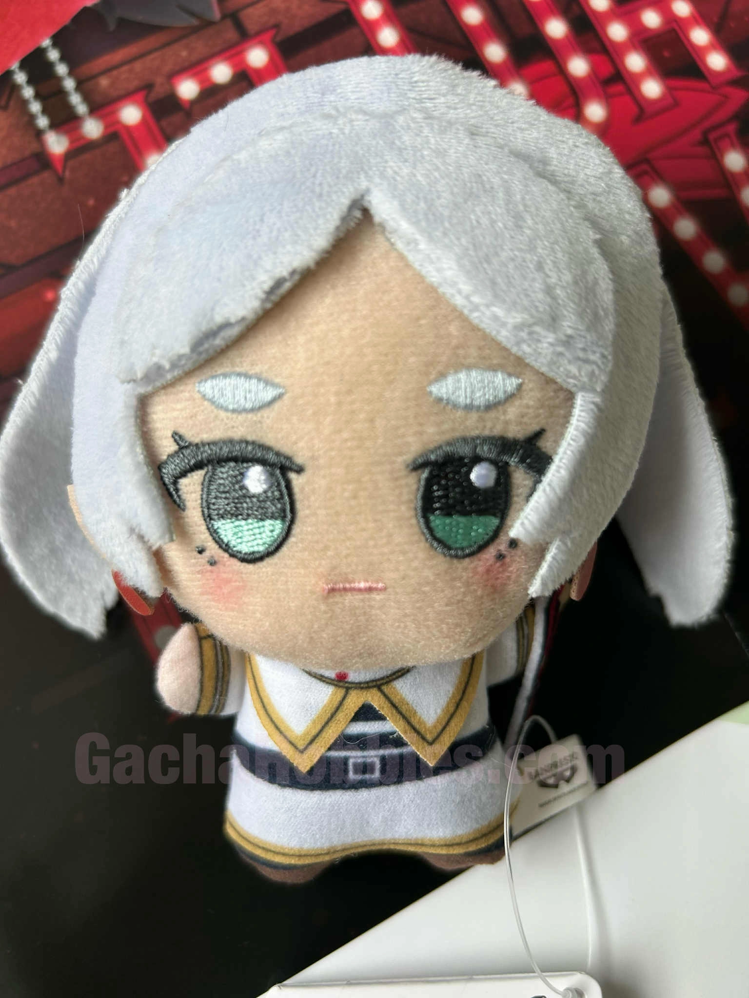 Mini Insect Think Tank Frieren Beyond Journey's End Frieren Small Plush Keychain (In-stock)