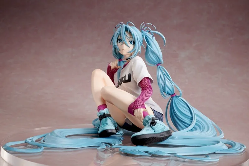 Posable Toy Hatsune Miku x Yoneyama Mai The Latest Street Style "Cute"