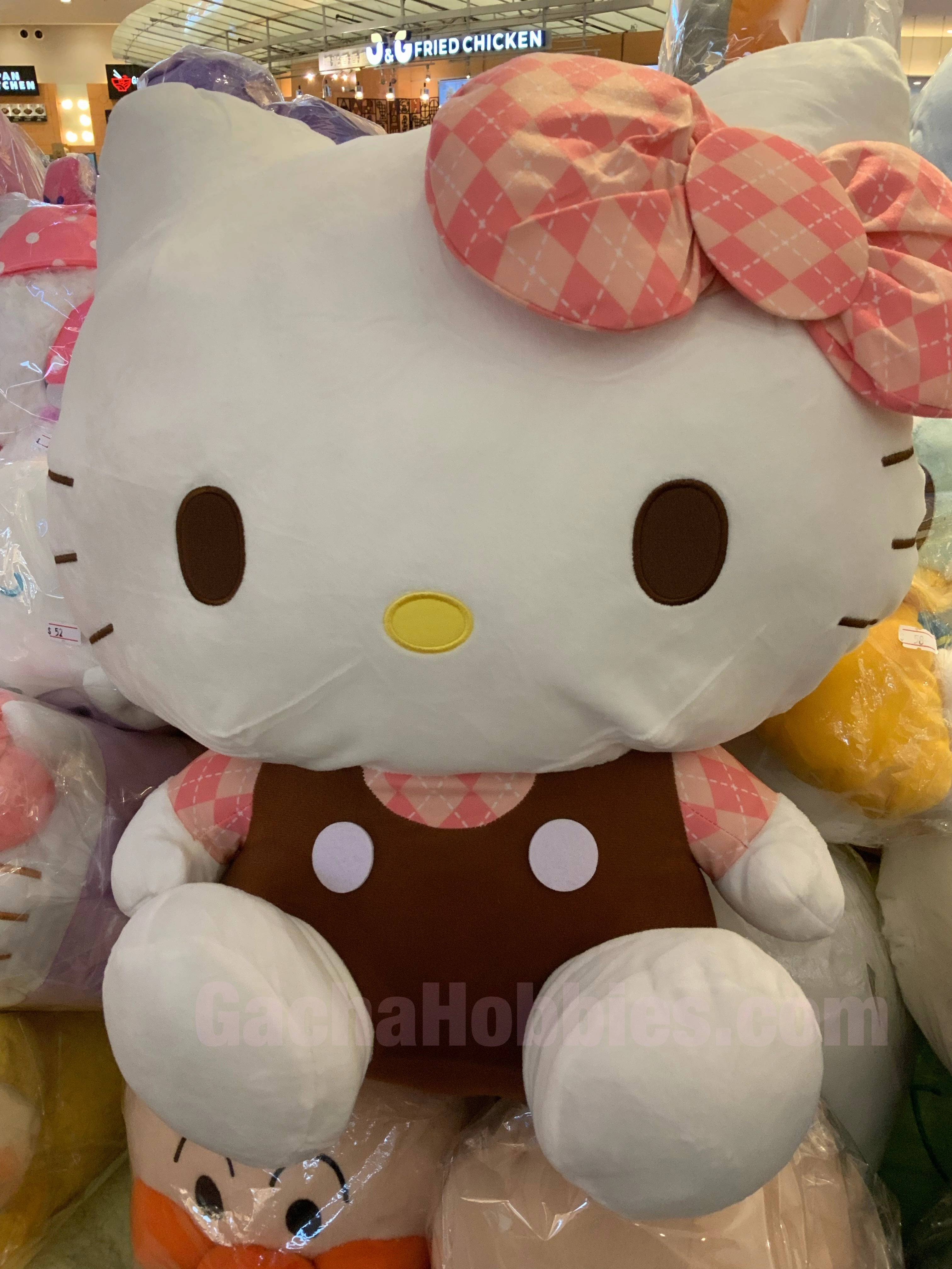 Instrument Artist Available Today Sanrio Hello Kitty Checkered Pattern Giant Plush (In-stock)