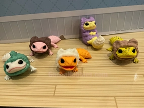 Personal Collection Global Appeal Lizards with Leopard Panamas Small Figure 5 Pieces Set (In-stock)