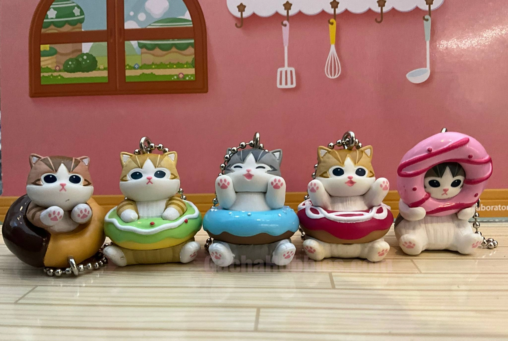 Valentine Gift Mofusand Cats with Donuts Small Figure Keychain 5 Pieces Set (In-stock)