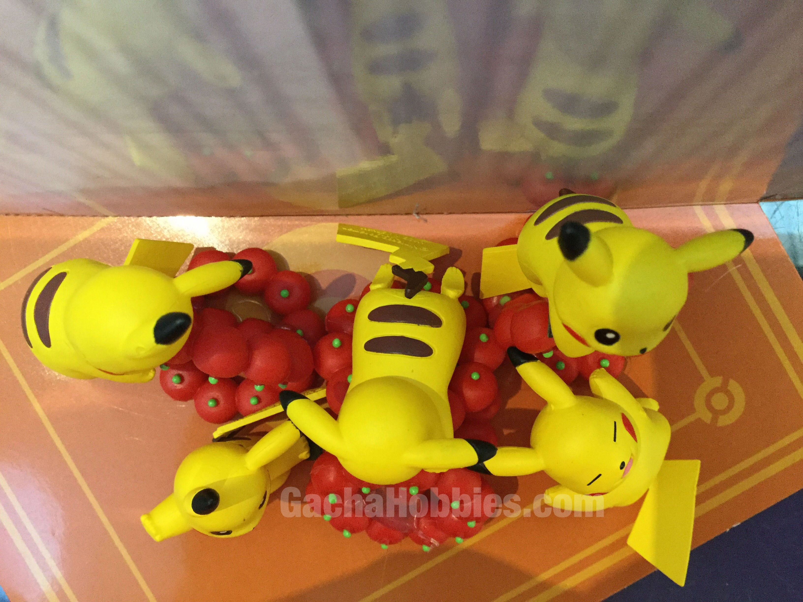 Movie Product Pokemon Holiday Pikachu Figure Set 5 Pieces (In-stock)