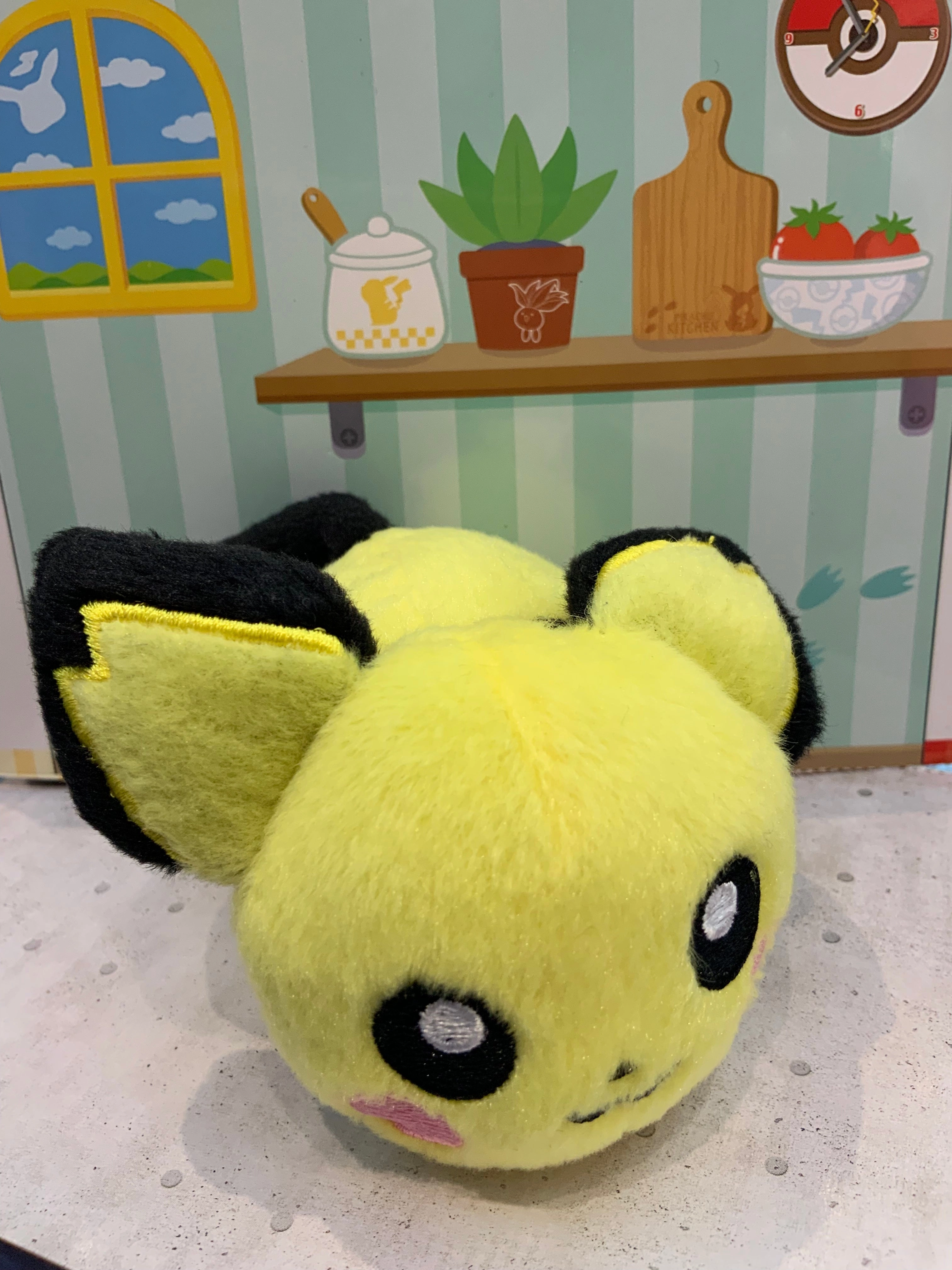 Pokemon Pichu Palm Friends Series Plush (In-stock) Art Merchandise