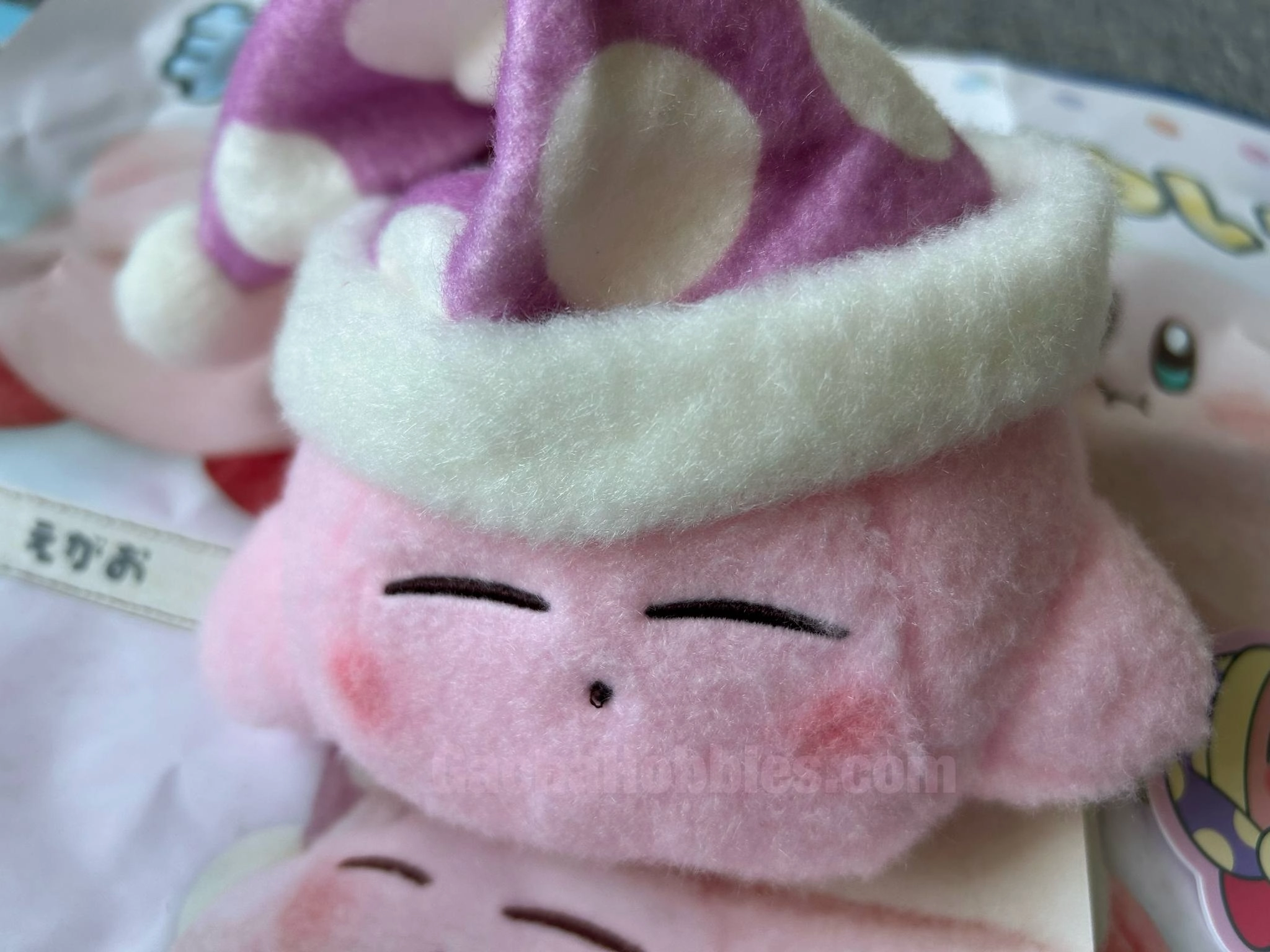 Hoshi no Kirby Sleeping with Purple Hat Furry Small Plush (In-stock) Tiny Bag