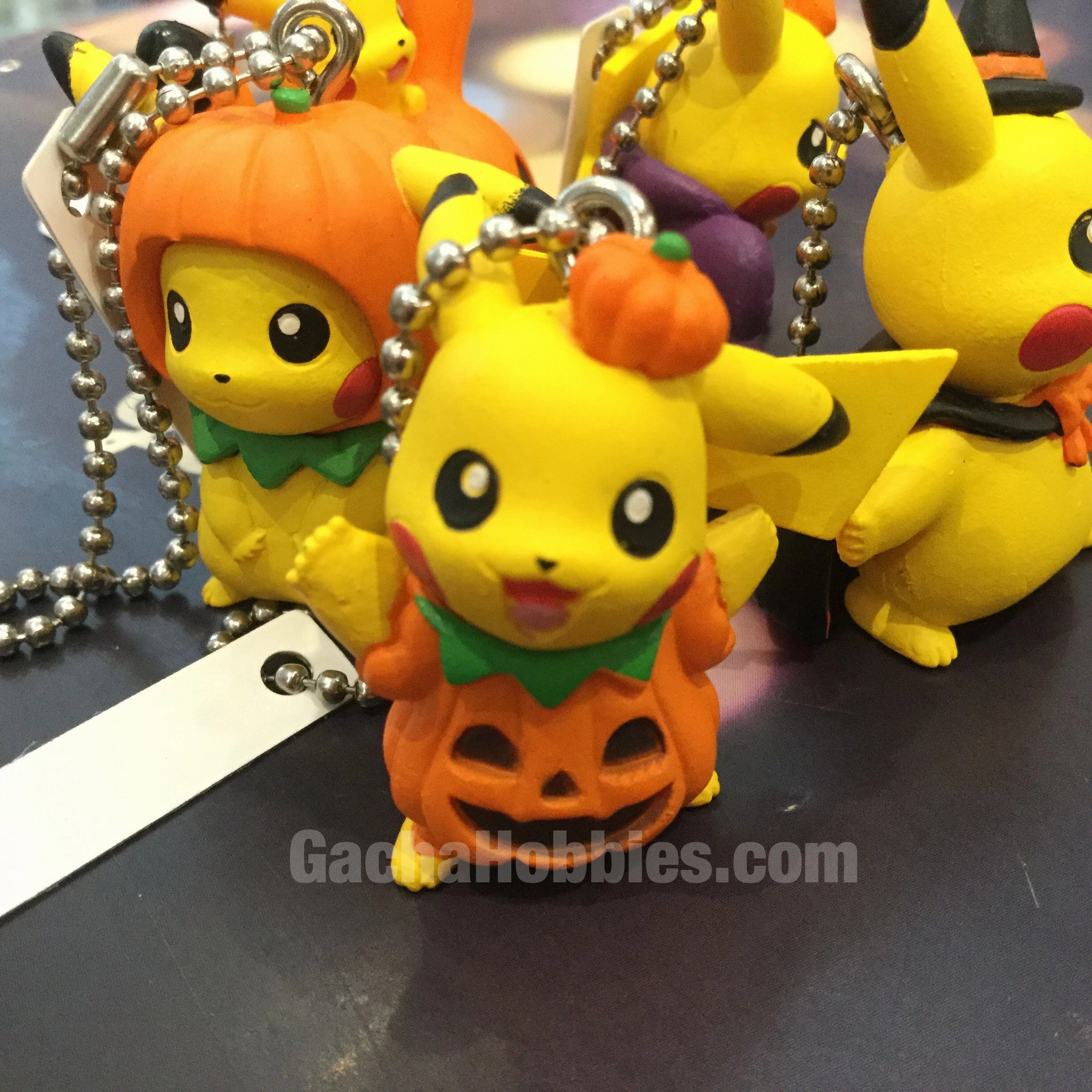 Halloween Pikachu with Pumpkin Costumes Keychain Set of 5 Vinyl Statue