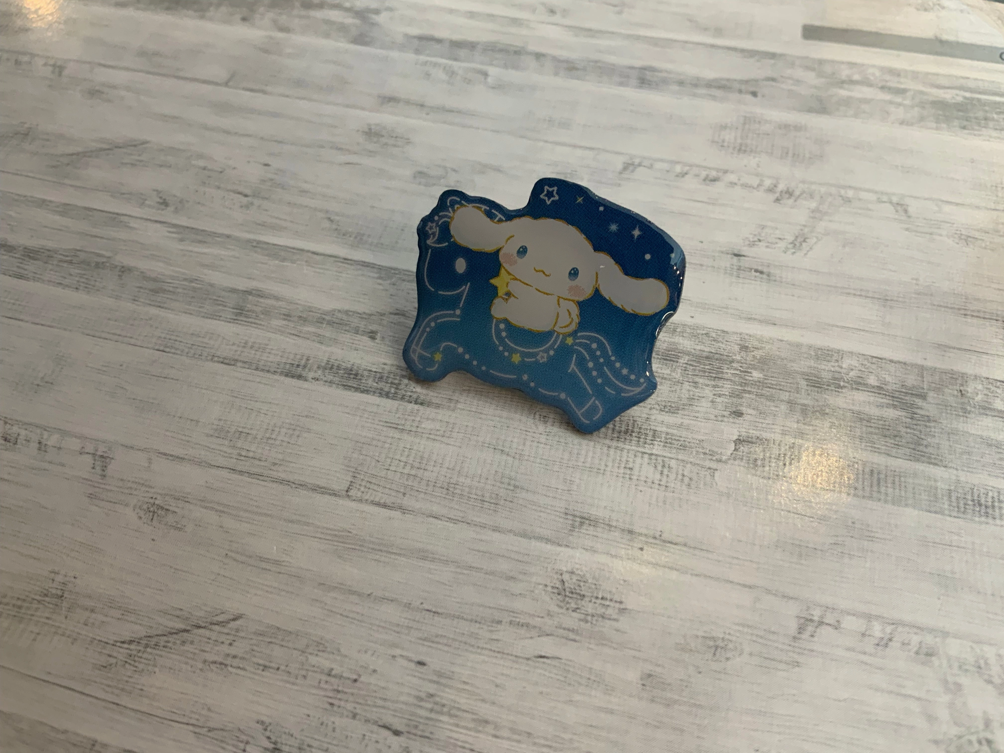 World Collector Sanrio Cinnamoroll Traveling Pin 5 Pieces Set (In-stock)