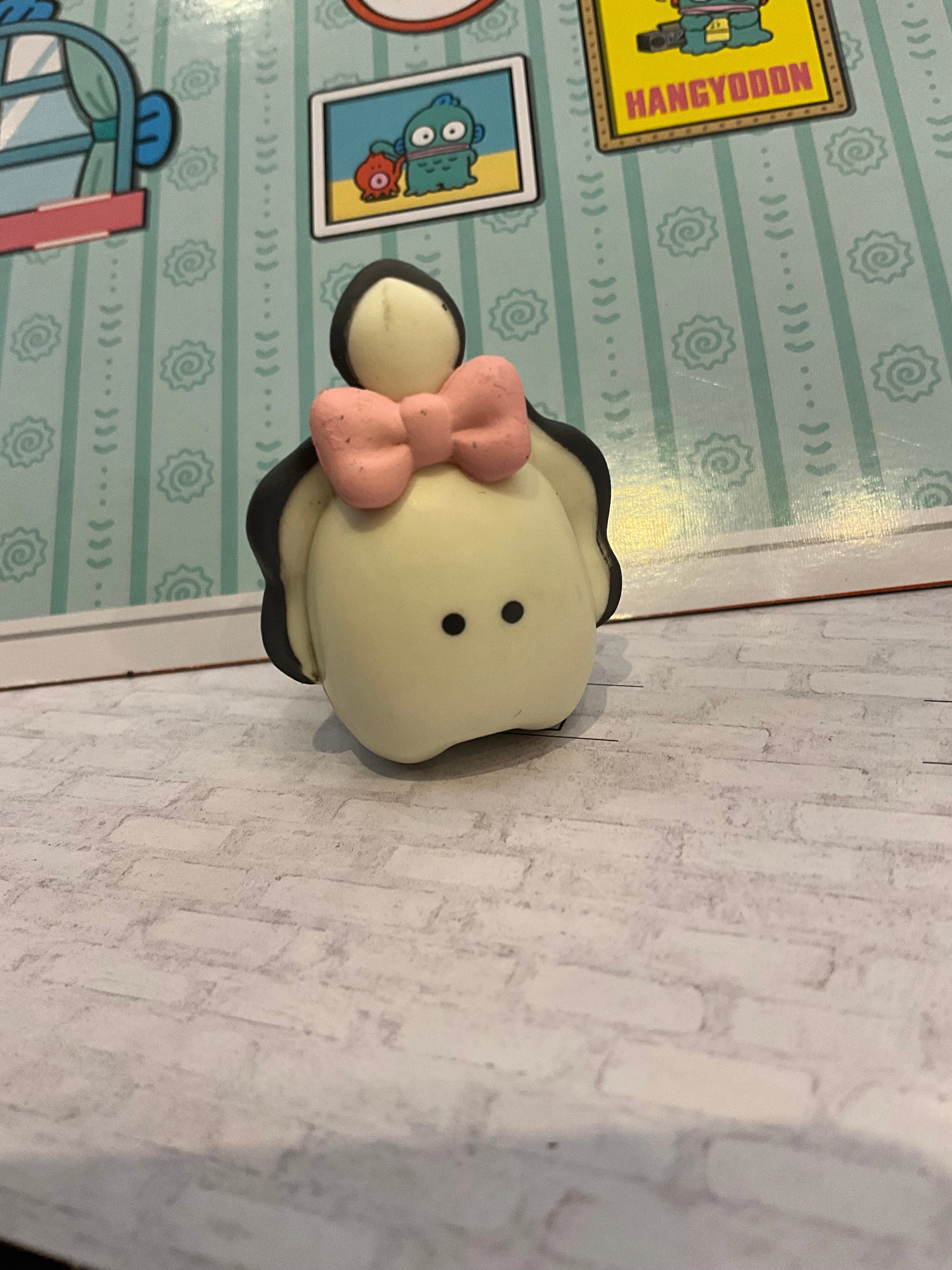 Ecommerce YELL Round Eyes Baby Oysters Small Figure 5 Pieces Set (In-stock)