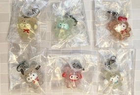 Sanrio Characters Bear Outfit Small Figure Keychain 6 Pieces Set (In-stock) Minimalist Design Action Model