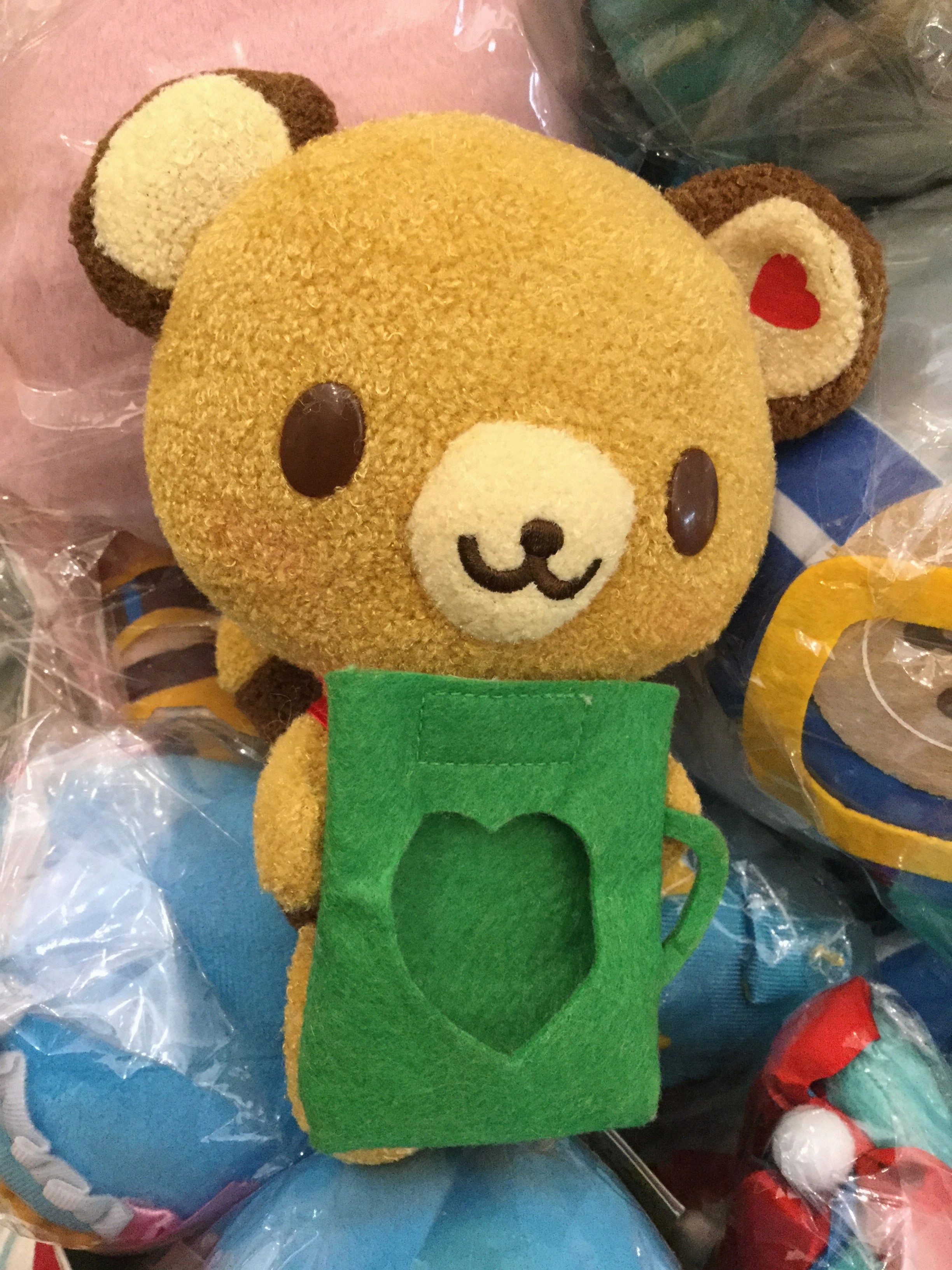 Seasonal discount Field Specialist Sanrio Latte Tenorikuma Bear Holds Green Tote Bag Small Plush (In-stock)