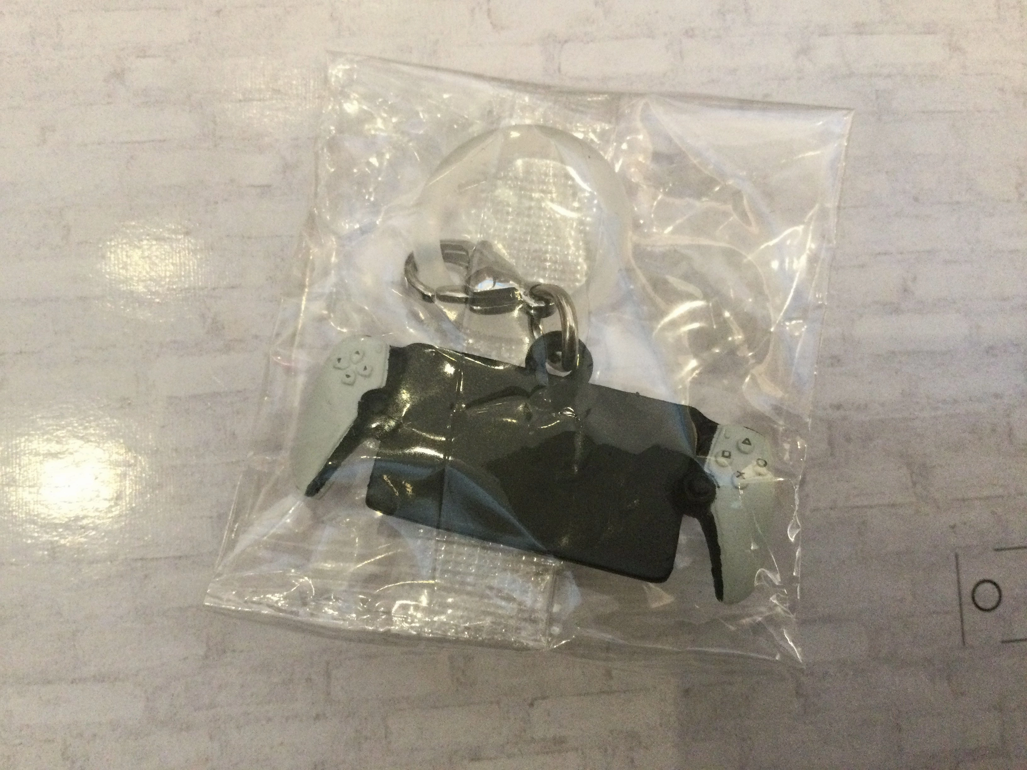 Limited Collectible Model Kit Sony PlayStation 30th Anniversary Controller Collection Figure Keychain 9 Pieces Set (In-stock)