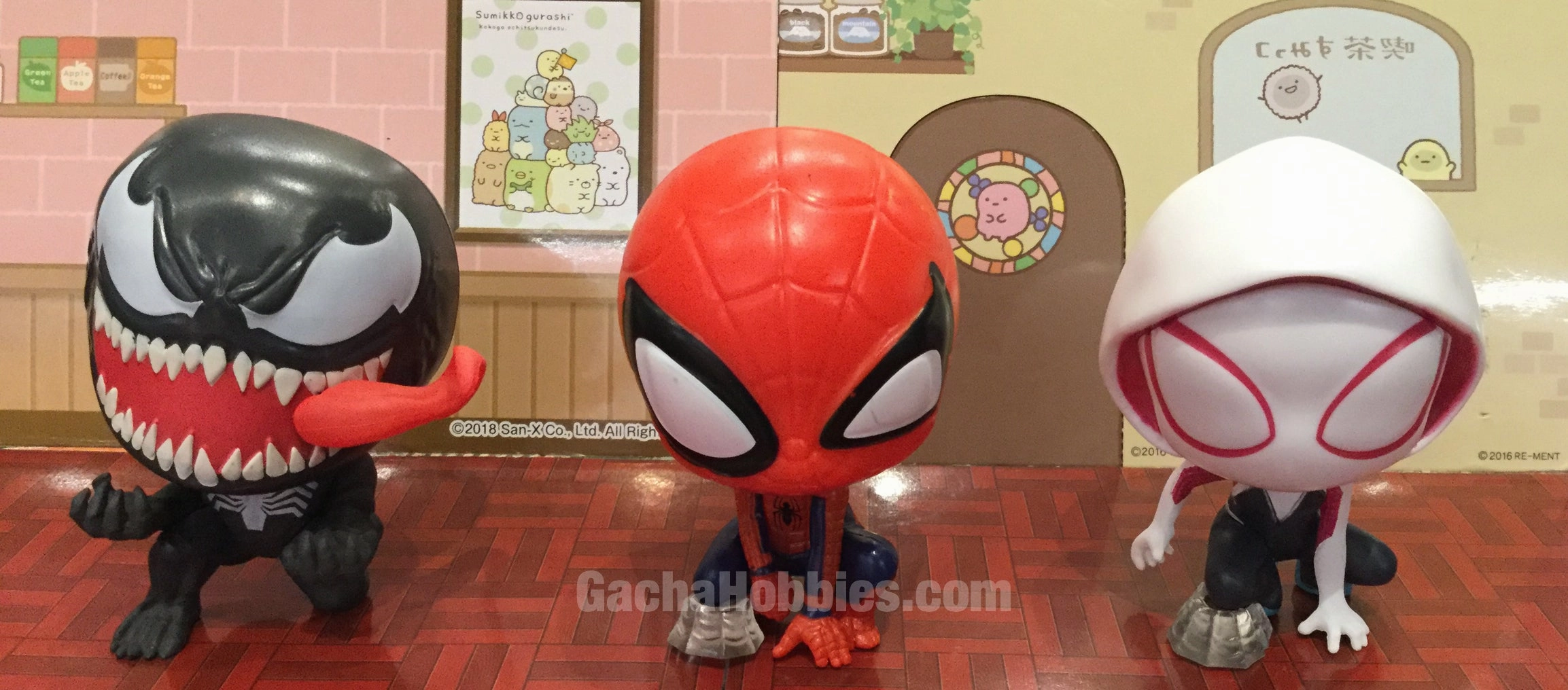 Family Heirloom Mother's Day Spider Man Big Head Sitting Figure 3 Pieces Set (In Stock)