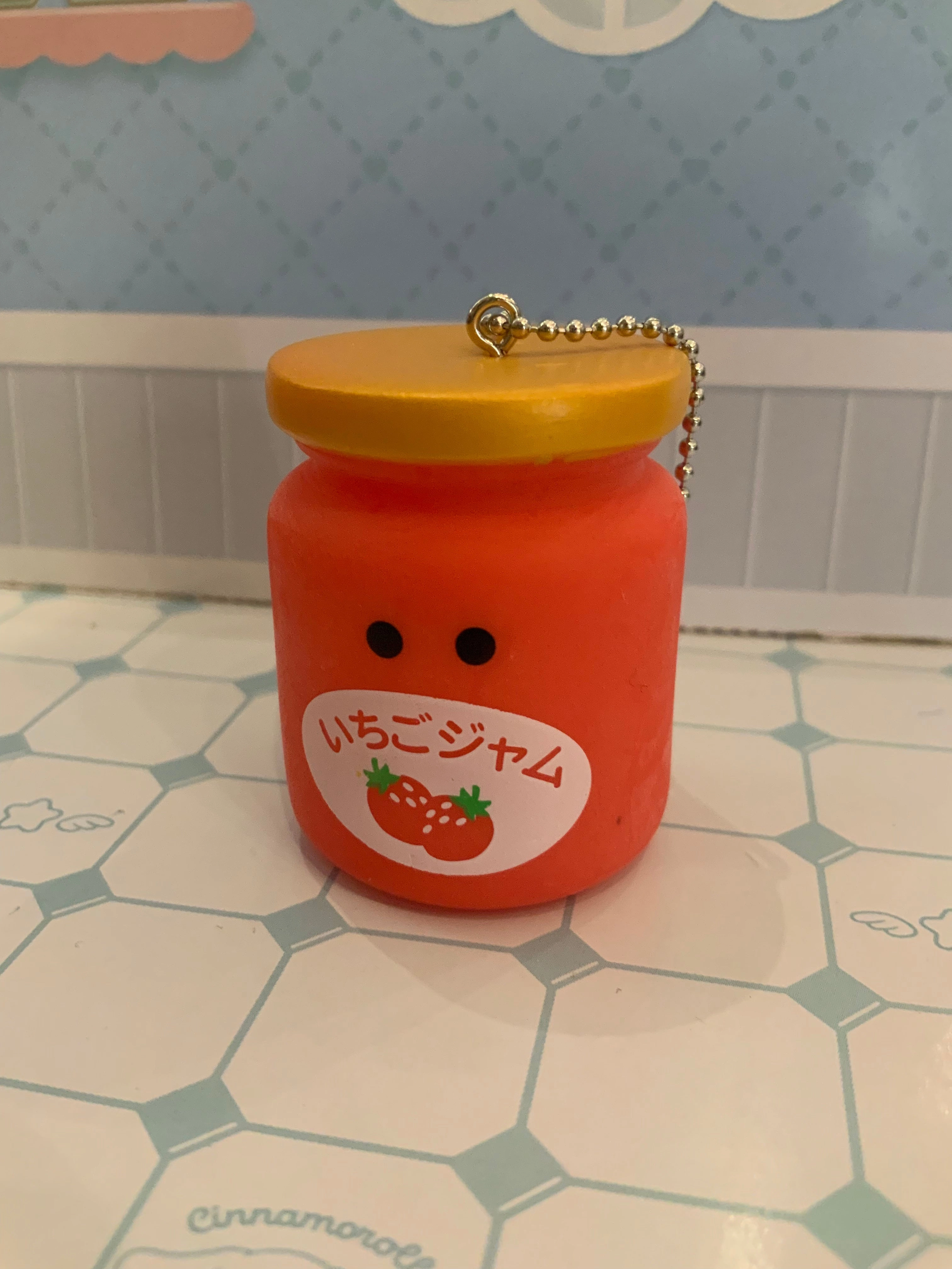 YELL Round Eyes Super Market Jam and Sauce Vinyl Figure 8 Pieces Set (In-stock) Chibi Merchandise