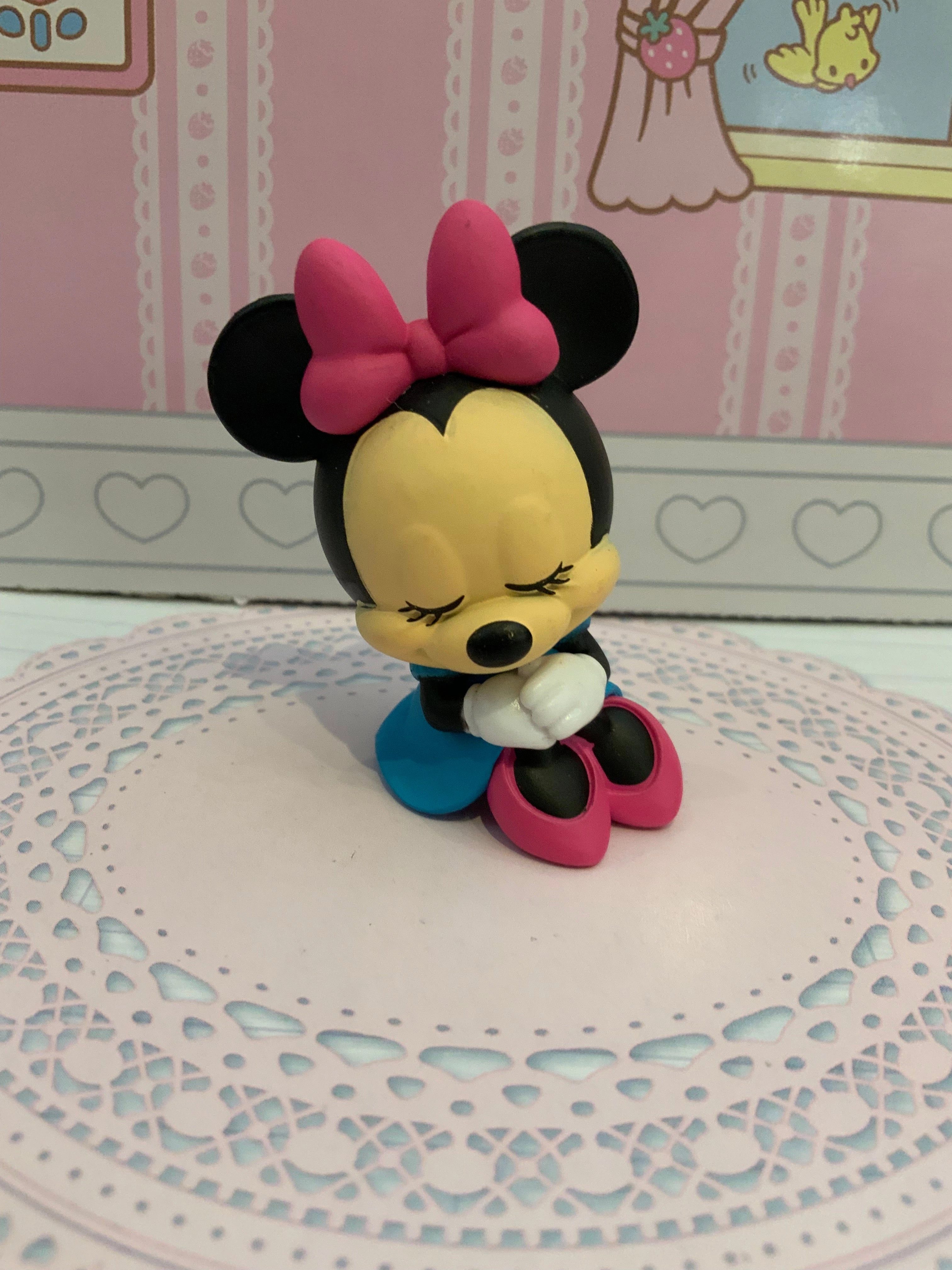 Limited Sculpture Inclusive Toy Disney Characters Mickey Mouse and Friends Sleeping on Shoulder Figure 5 Pieces Set (In-stock)