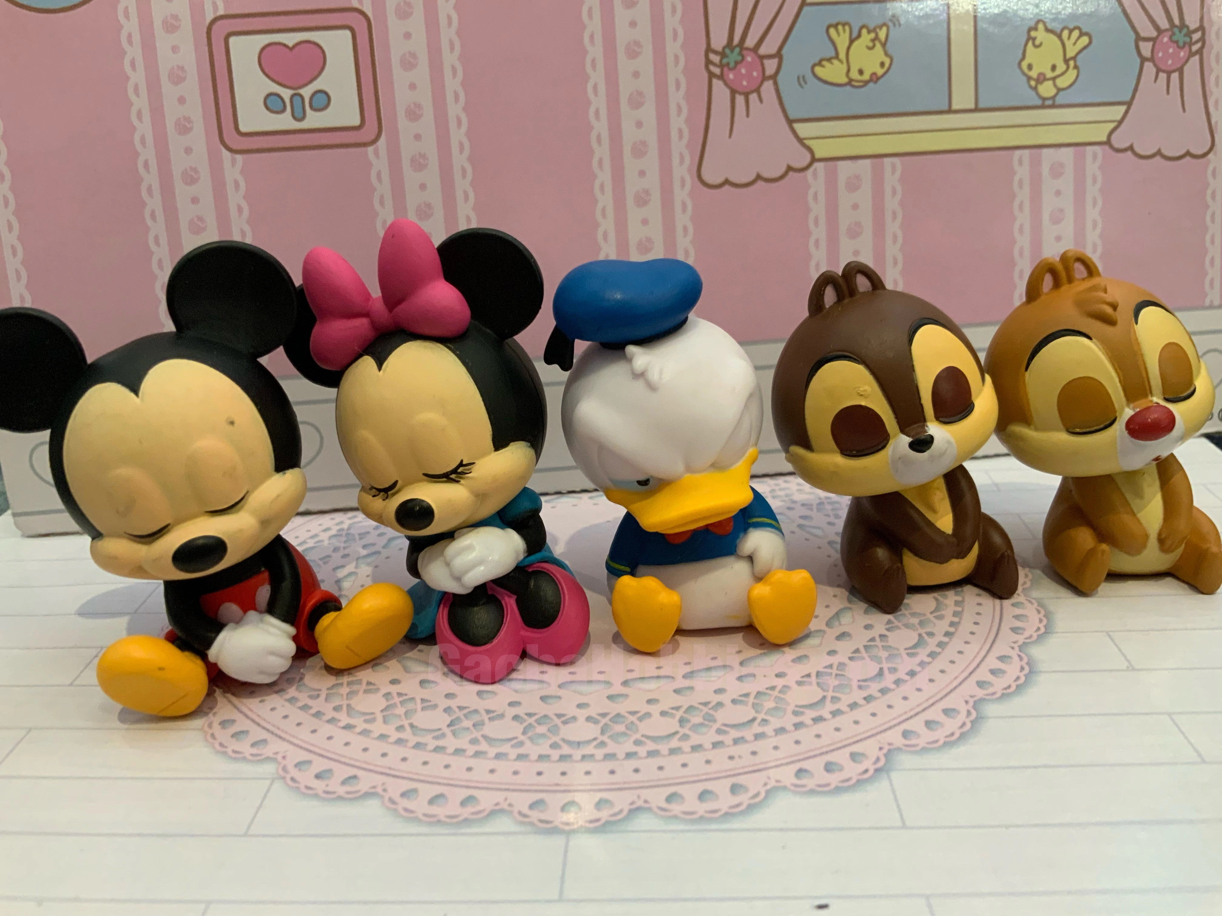Disney Characters Mickey Mouse and Friends Sleeping on Shoulder Figure 5 Pieces Set (In-stock) Popular Character Appreciating Asset